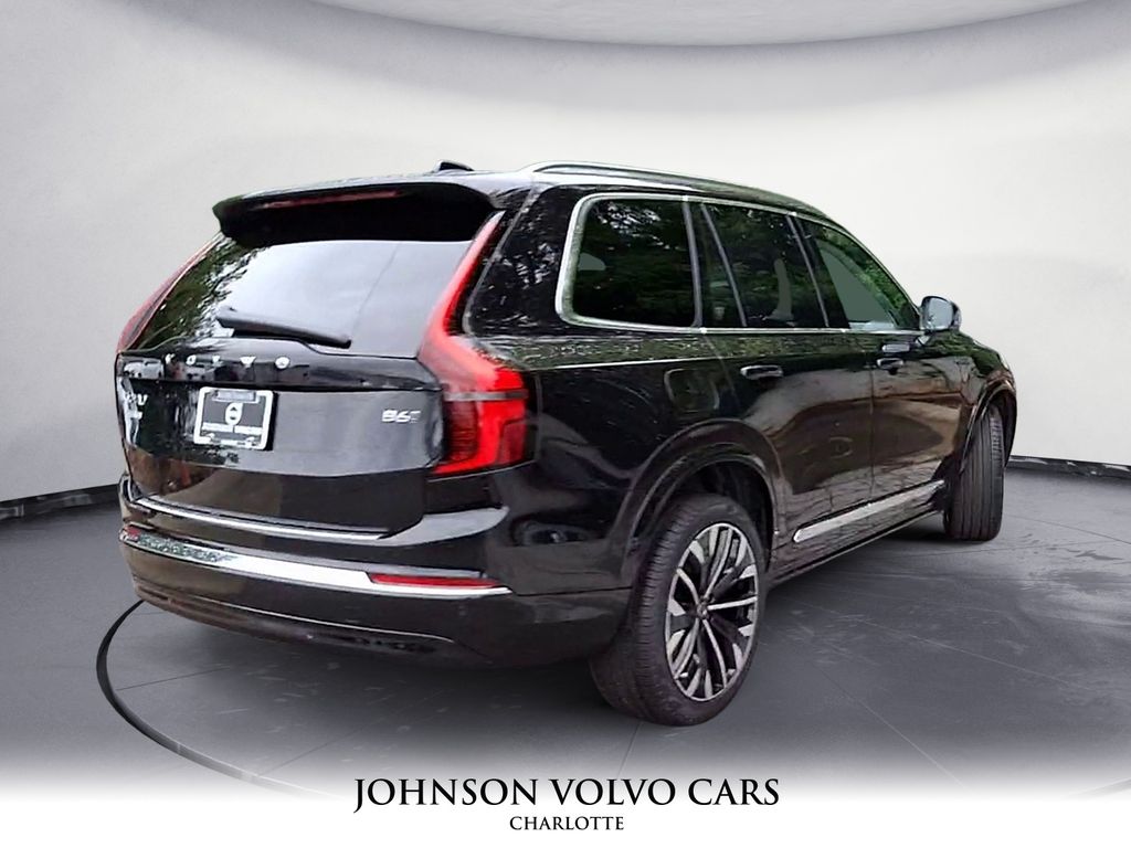 2026 Volvo XC90 Plus photo 4