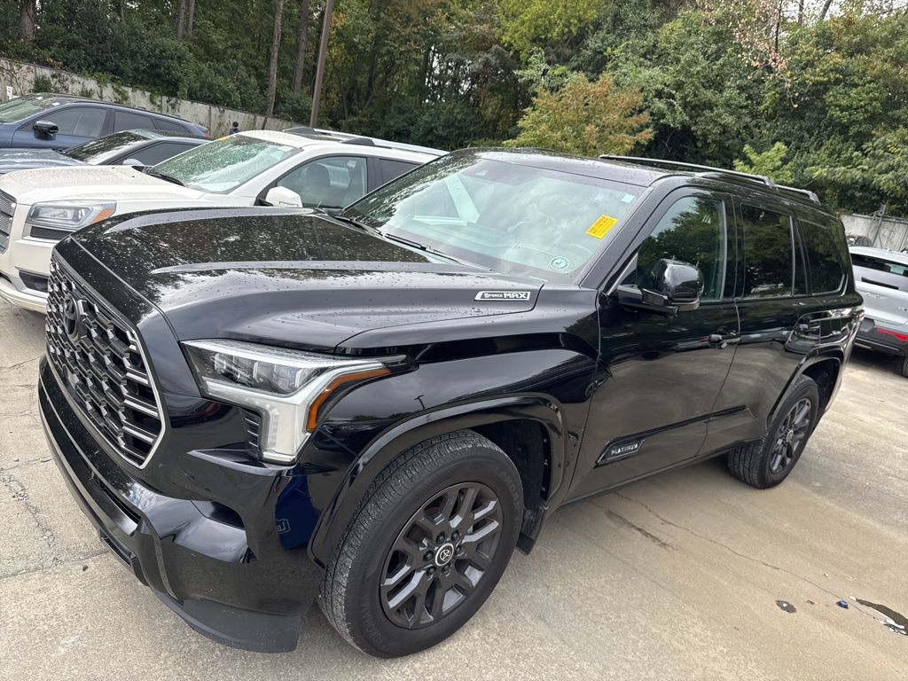 2024 Toyota Sequoia Platinum photo 3
