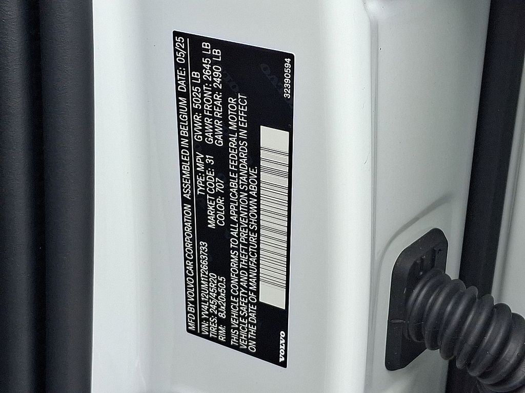 2026 Volvo XC40 Ultra - Photo 18