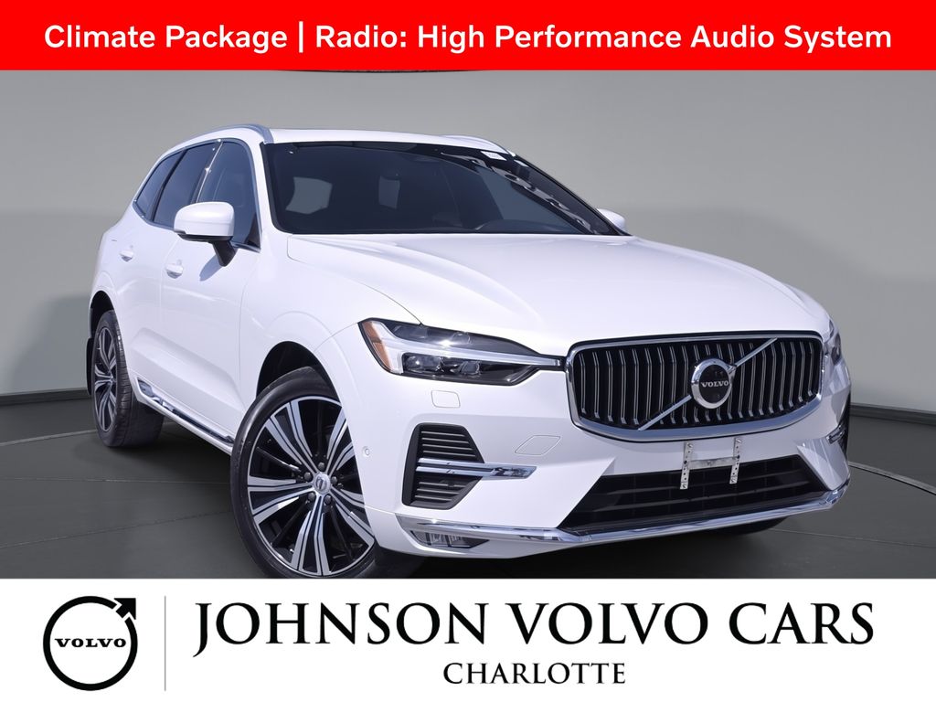 2023 Volvo XC60 B5 Plus Bright Theme AWD's photo