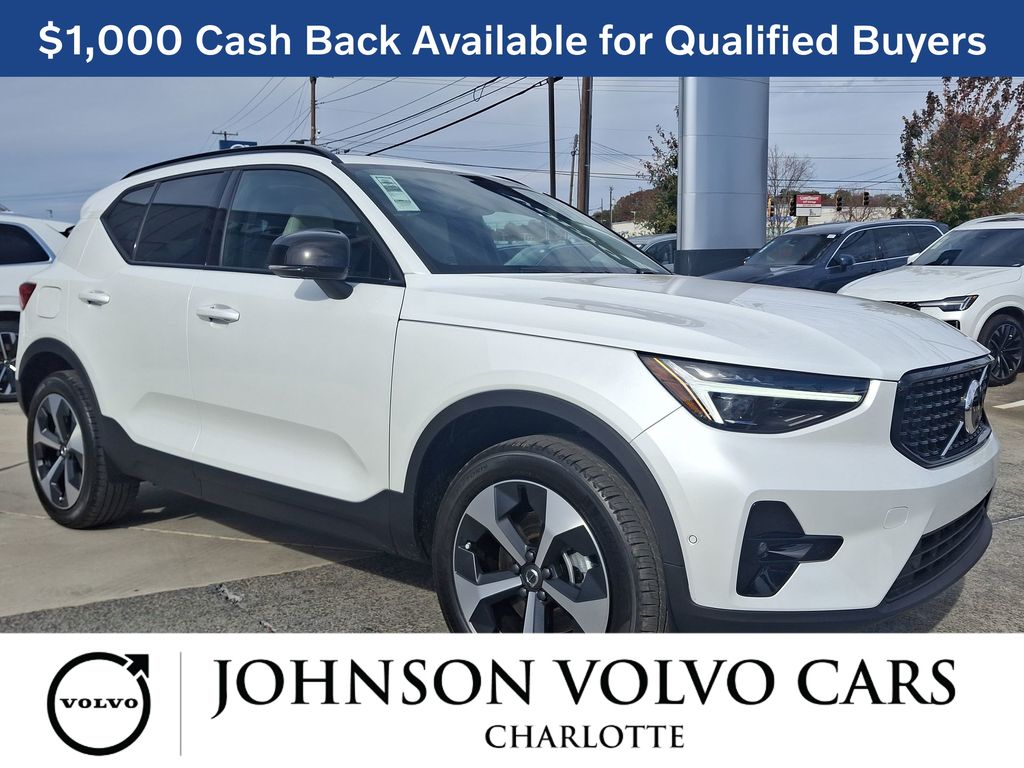 2026 Volvo XC40