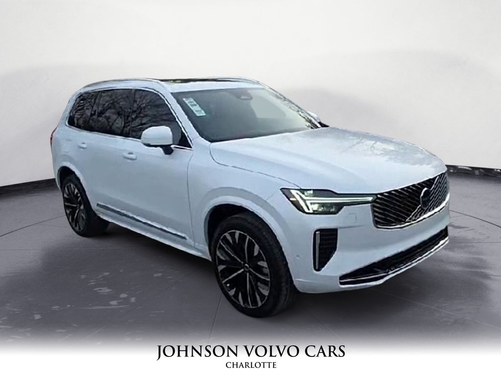 2026 Volvo XC90 Plus photo 2
