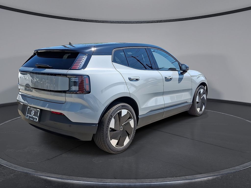 2025 Volvo EX30 Plus - Photo 18