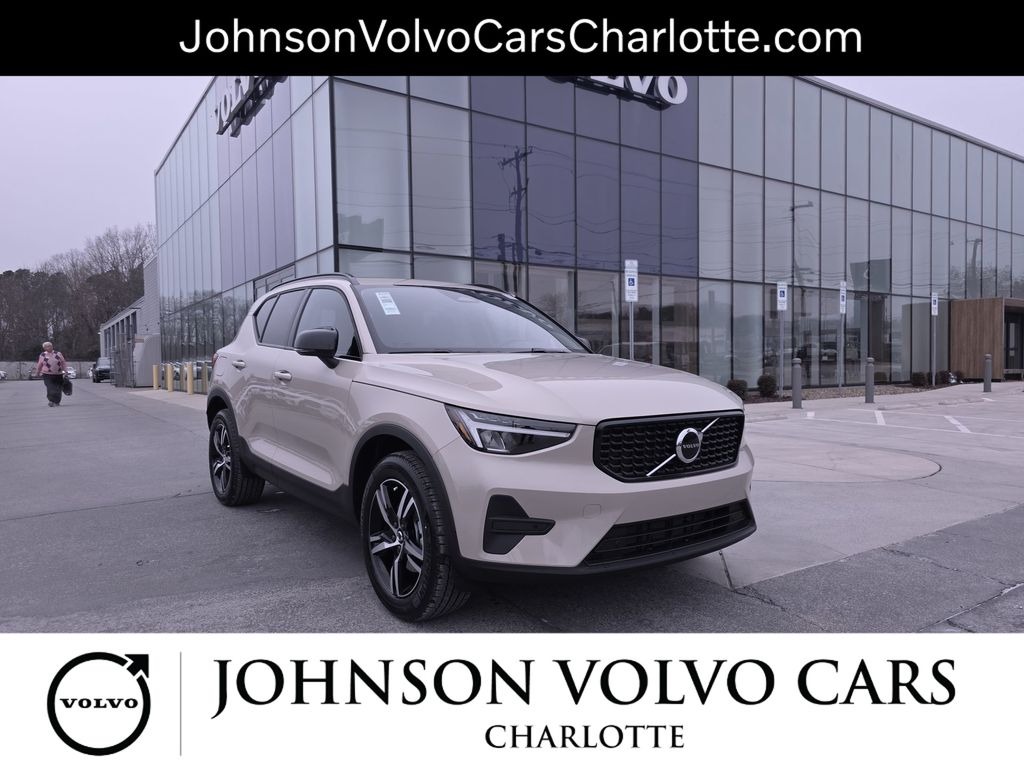 2026 Volvo XC40