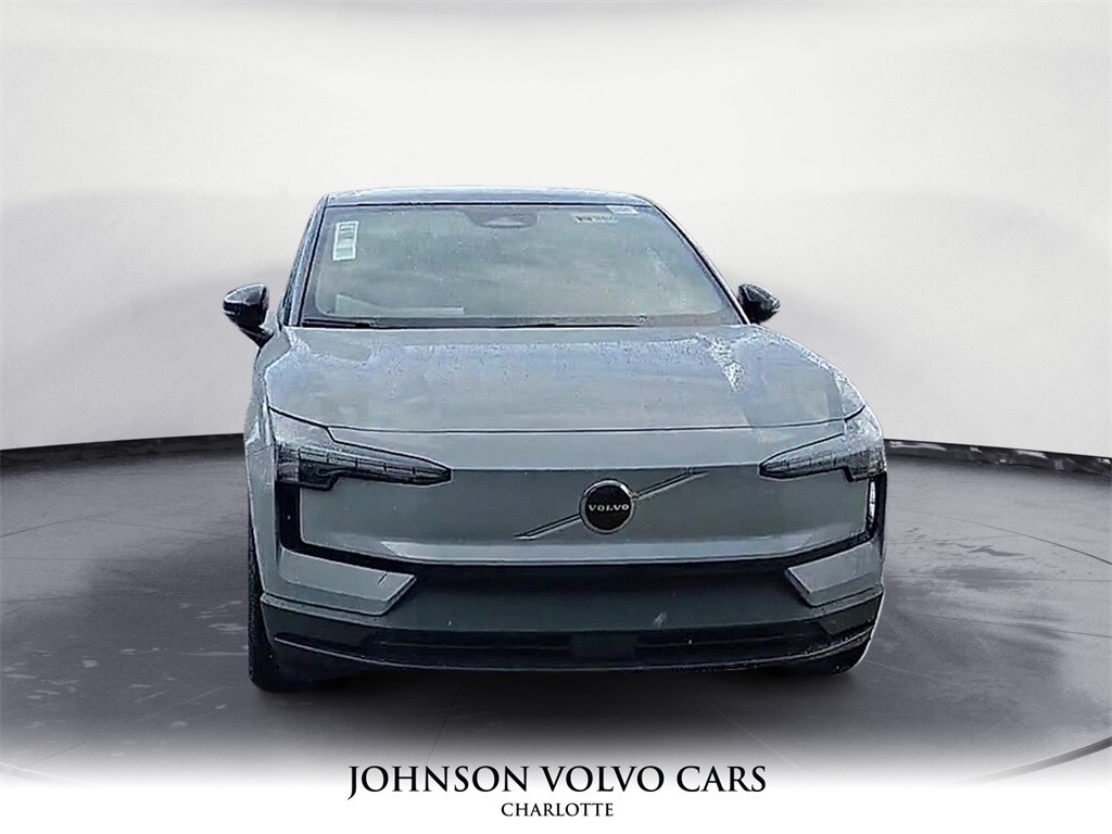 2025 Volvo EX30 Plus - Photo 7