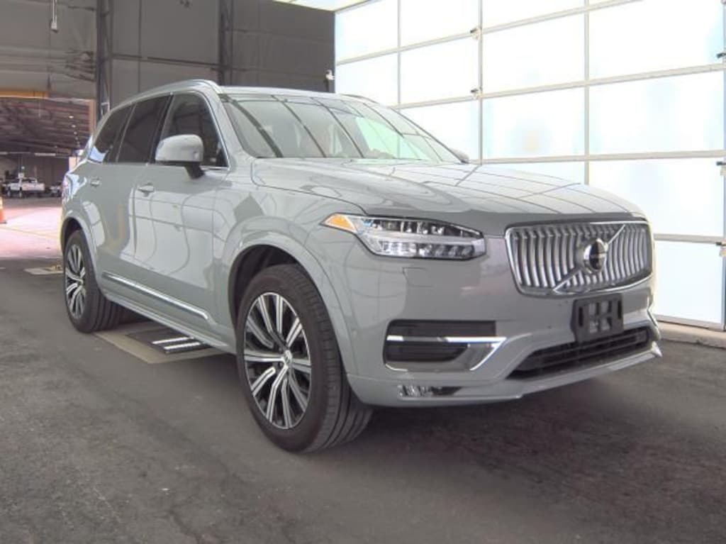 Certified 2025 Volvo XC90 B6 Plus 7-Seater SUV