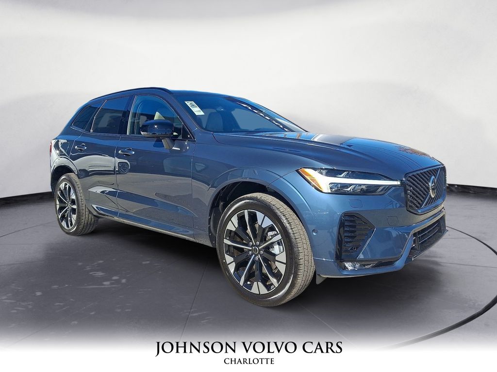 2026 Volvo XC60 Plus's photo
