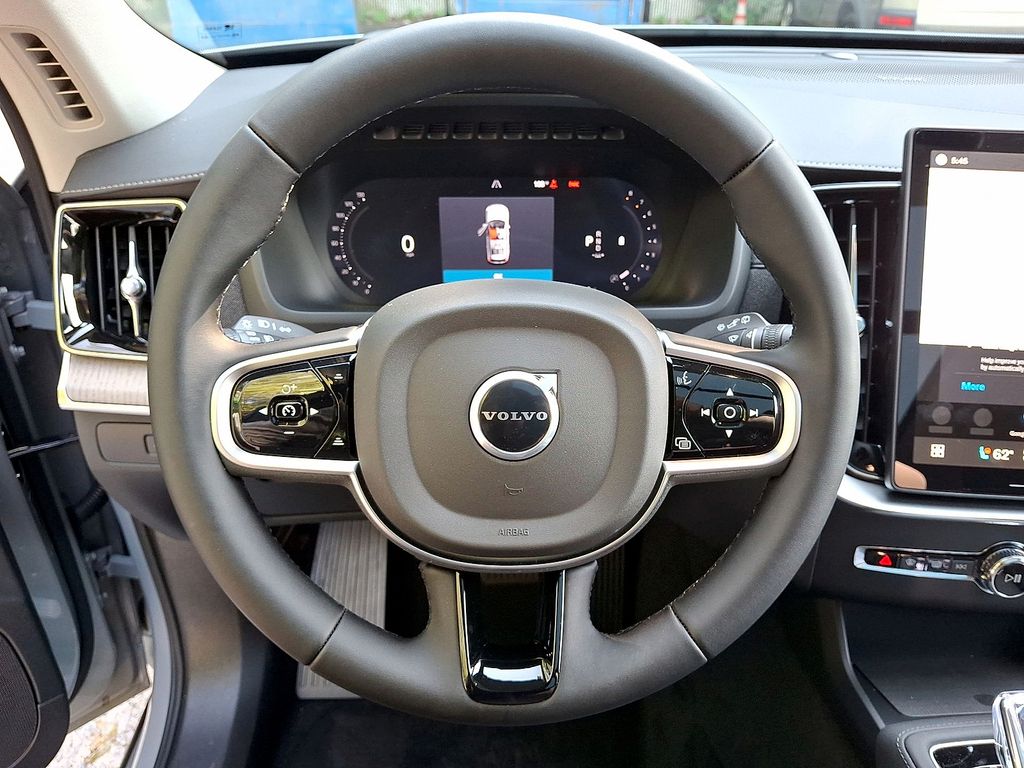 2026 Volvo XC90 Ultra - Photo 17