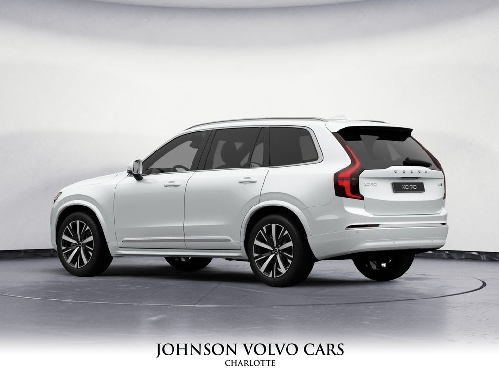 2026 Volvo XC90 Core photo 4