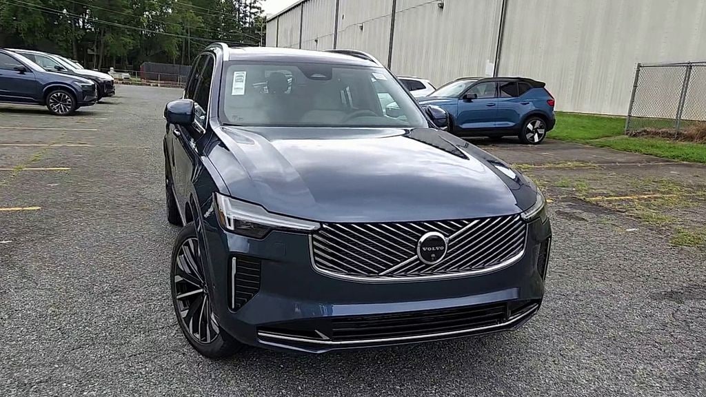 New 2026 Volvo XC90 B6 Plus 7-Seater SUV