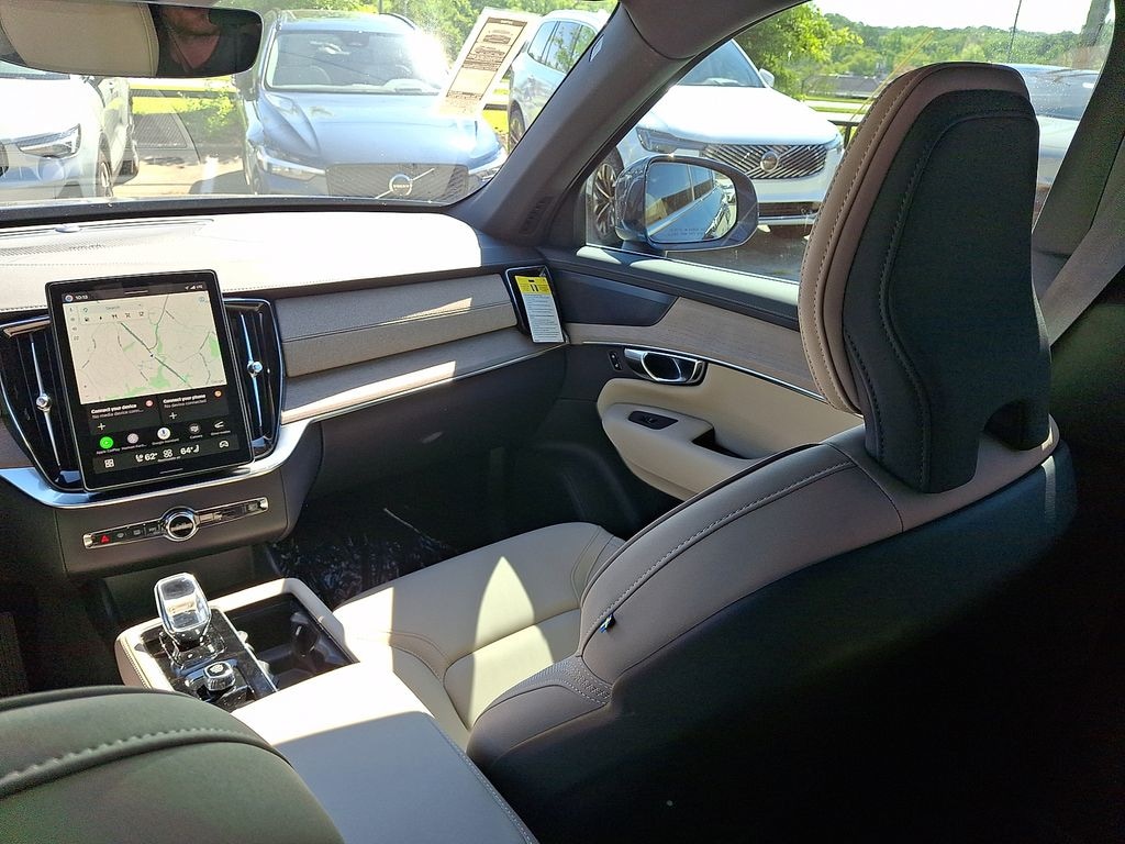 New 2026 Volvo XC90 plug-in hybrid T8 Plus 7-Seater SUV