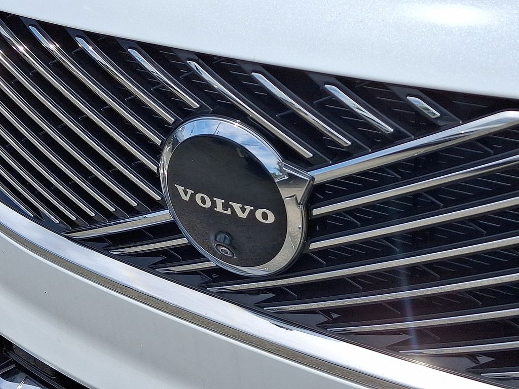 2026 Volvo XC90 Plus - Photo 25