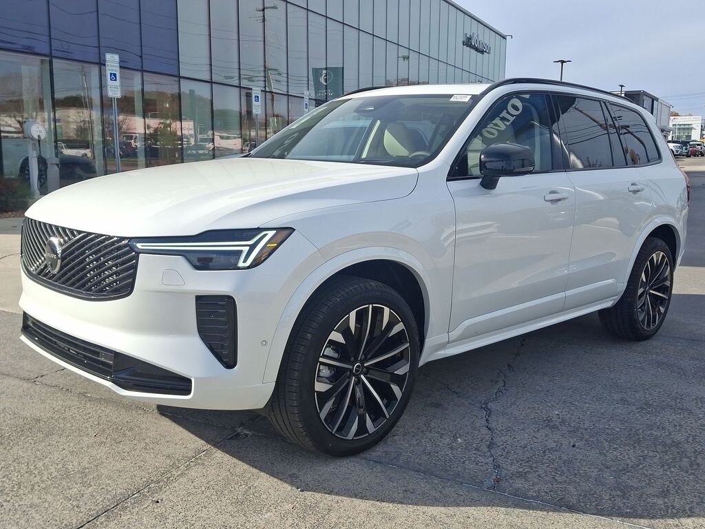 New 2026 Volvo XC90 B6 Ultra Dark Theme 7-Seater SUV