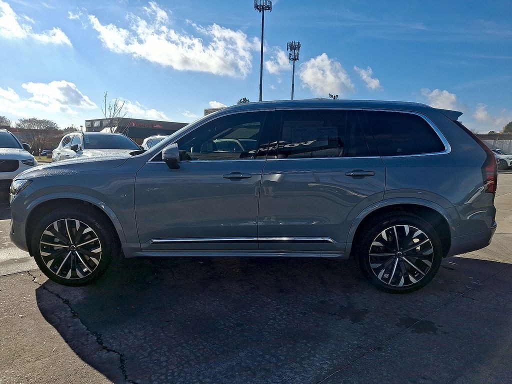 New 2026 Volvo XC90 B6 Plus 7-Seater SUV