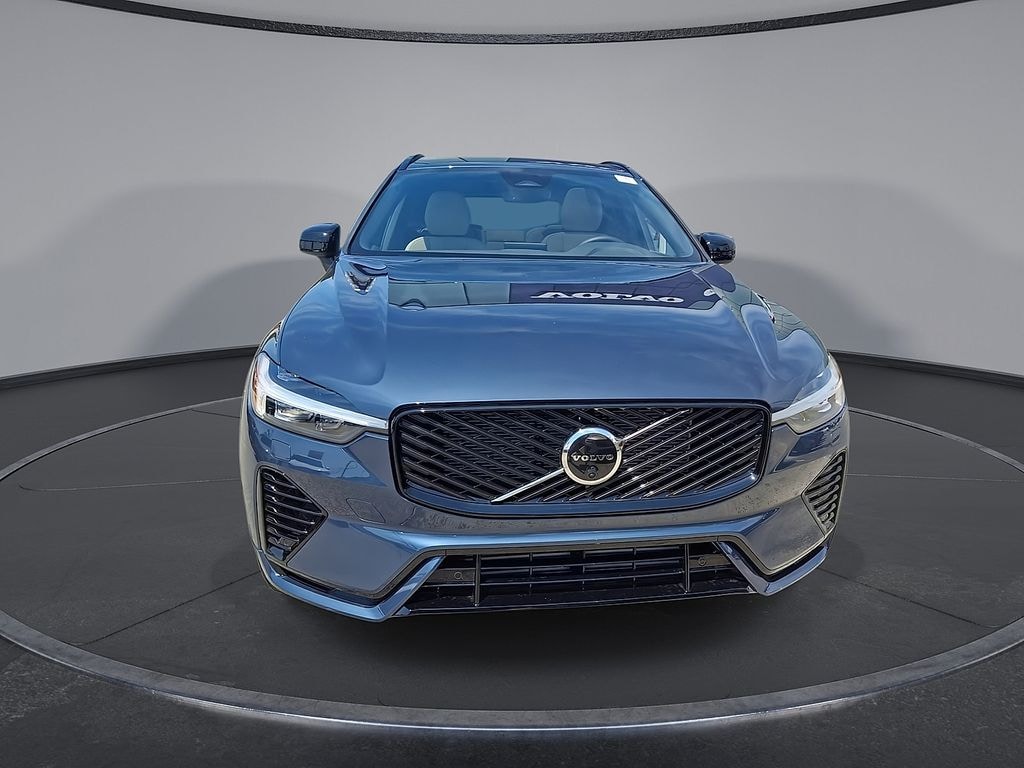 New 2026 Volvo XC60 plug-in hybrid T8 Plus SUV