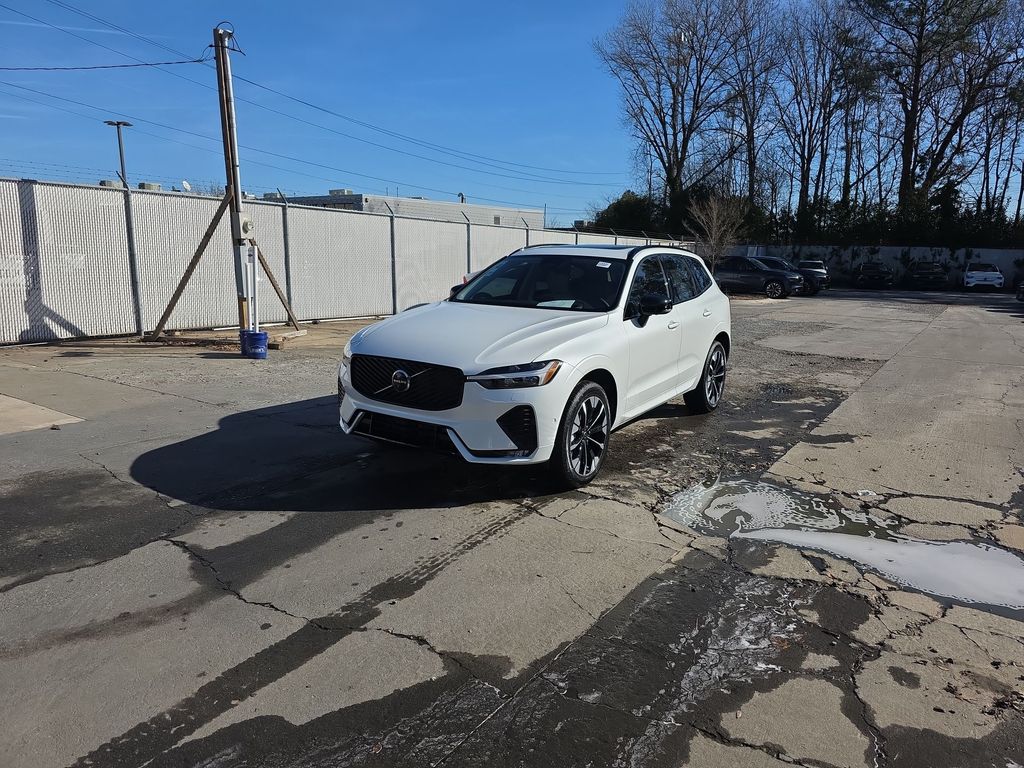 2026 Volvo XC60 Ultra's photo