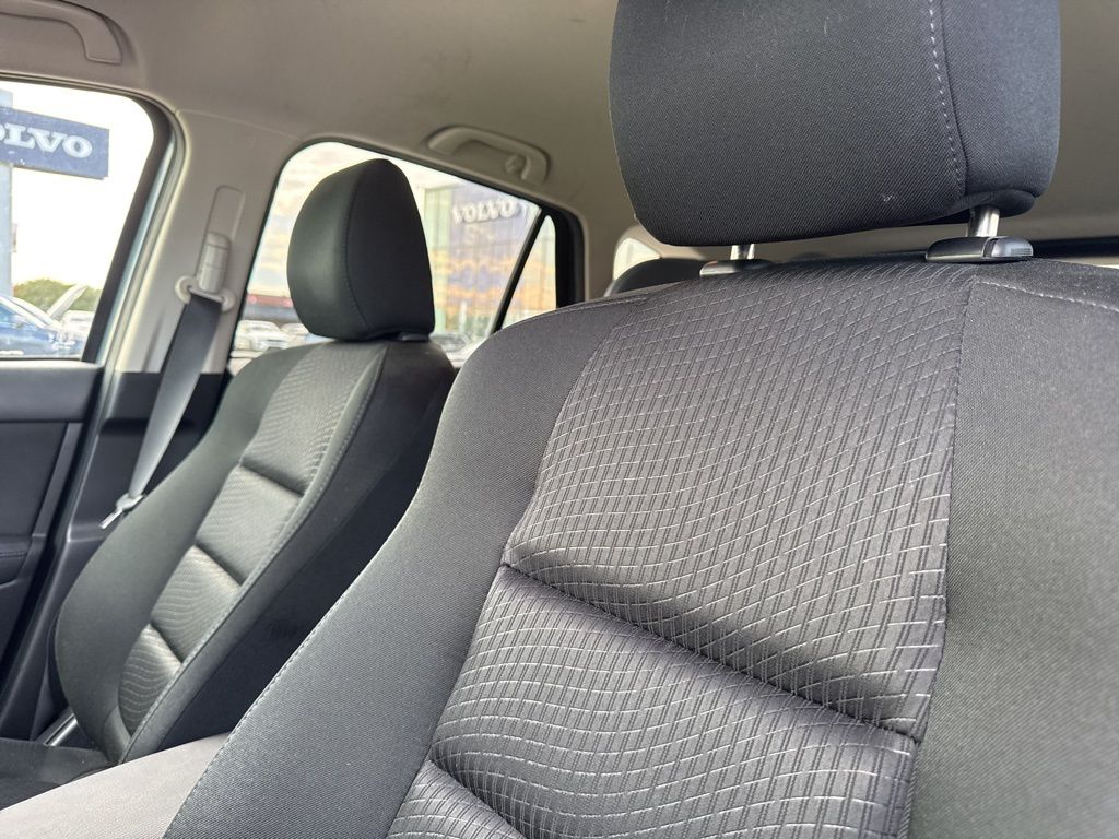 2015 Mazda CX-5 Touring photo 2