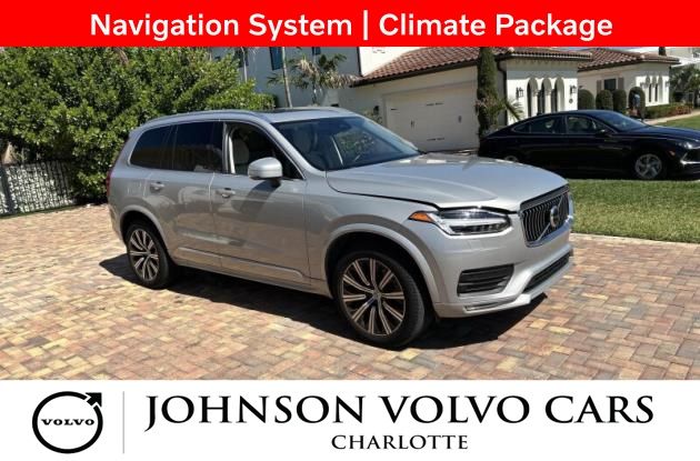 2023 Volvo XC90 B5 Core 4WD's photo