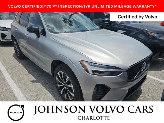 2025 Volvo XC60 Plus's photo