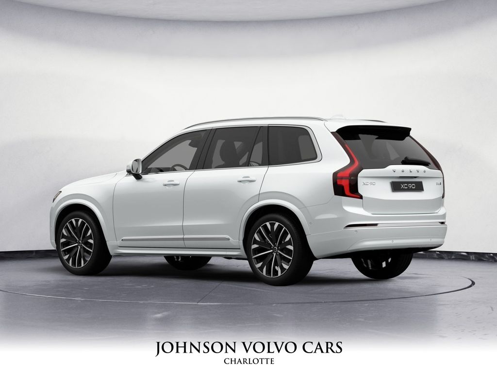 2026 Volvo XC90 photo 2