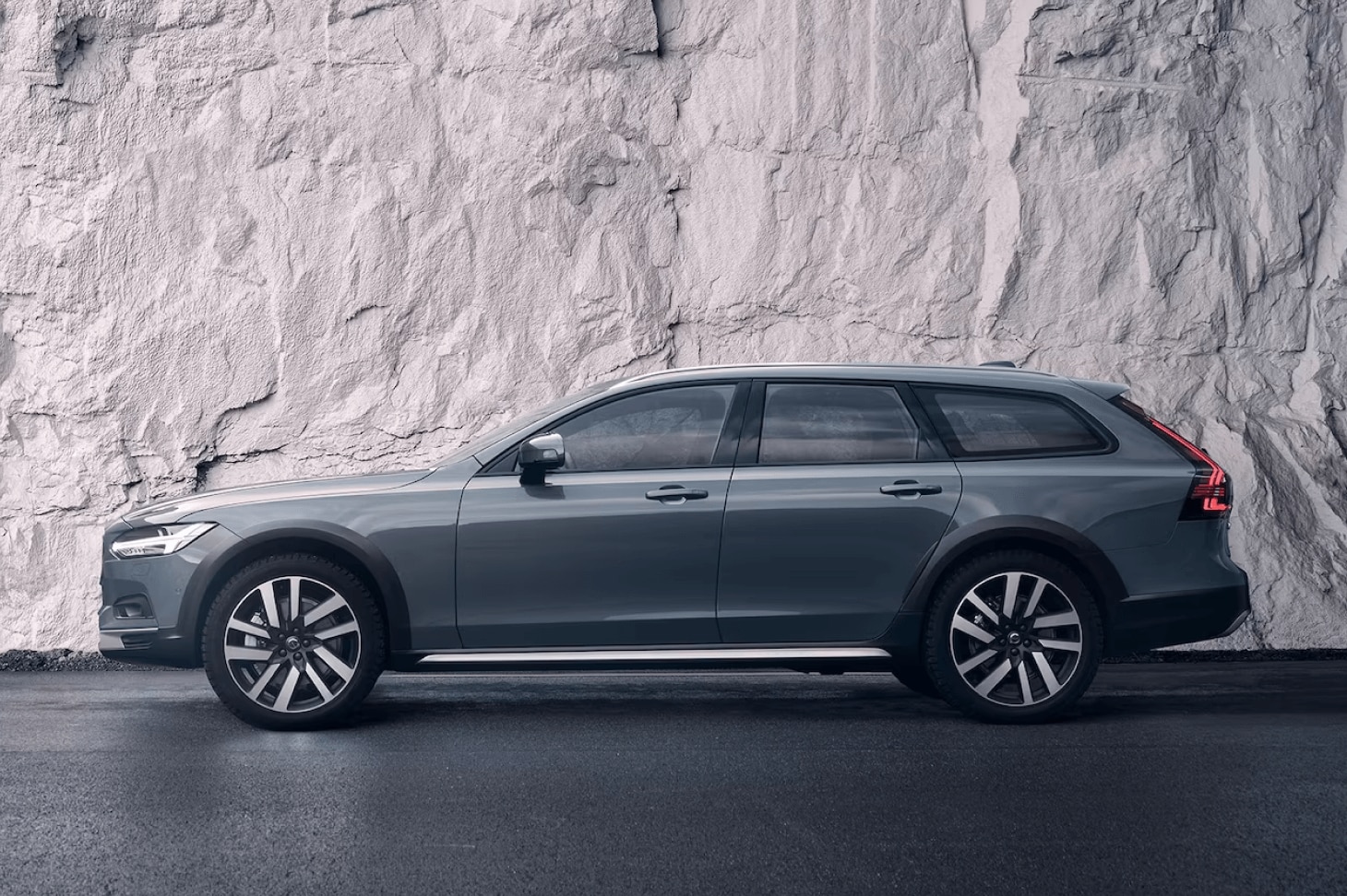 Volvo V90 Lease Specials