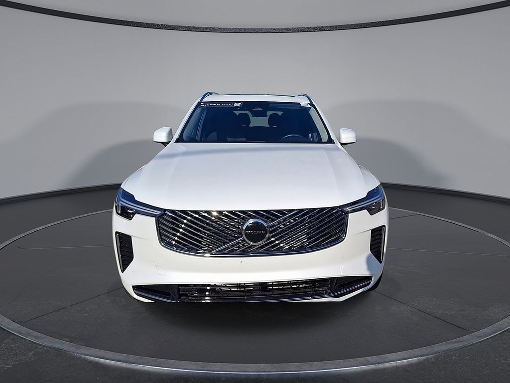 Certified 2025 Volvo XC90 B5 (2025.5) Core SUV