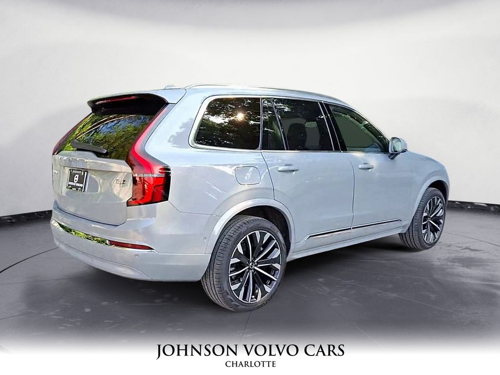 2026 Volvo XC90 photo 4