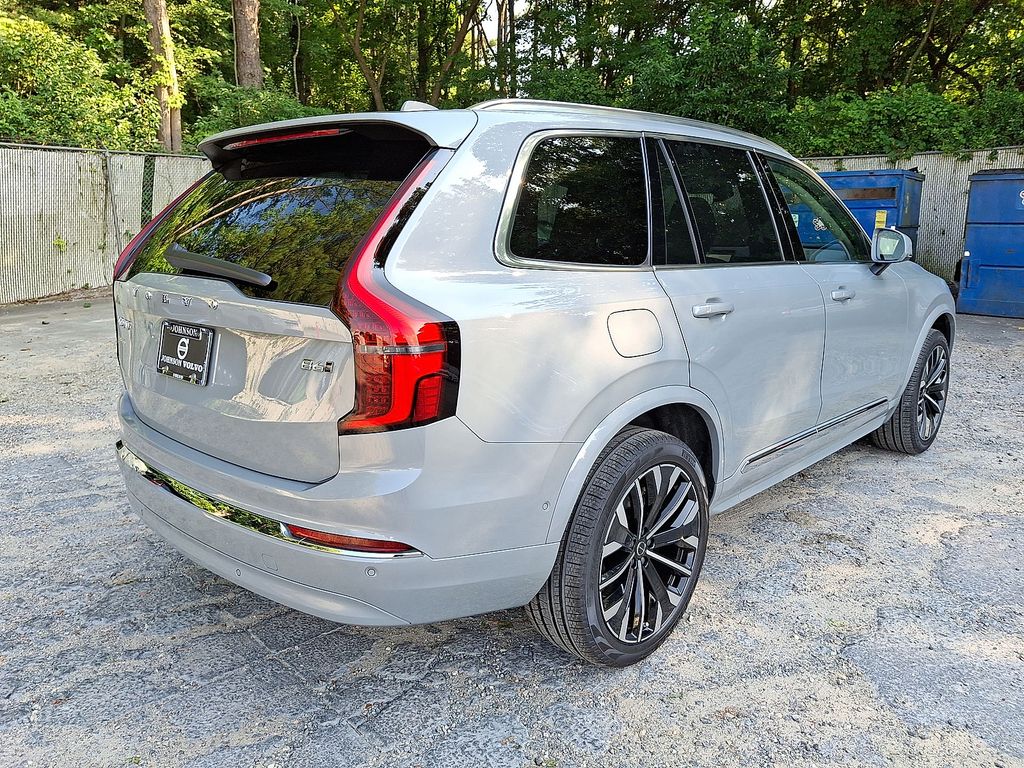 2026 Volvo XC90 Ultra - Photo 12