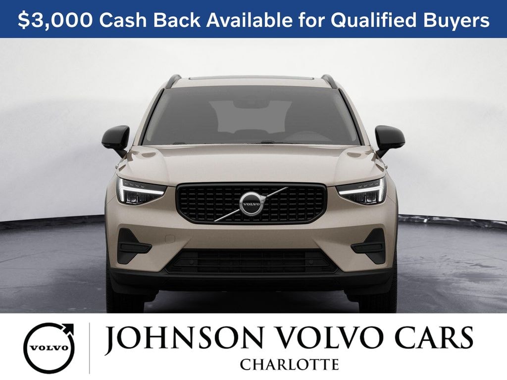New 2026 Volvo XC40 B5 Core SUV