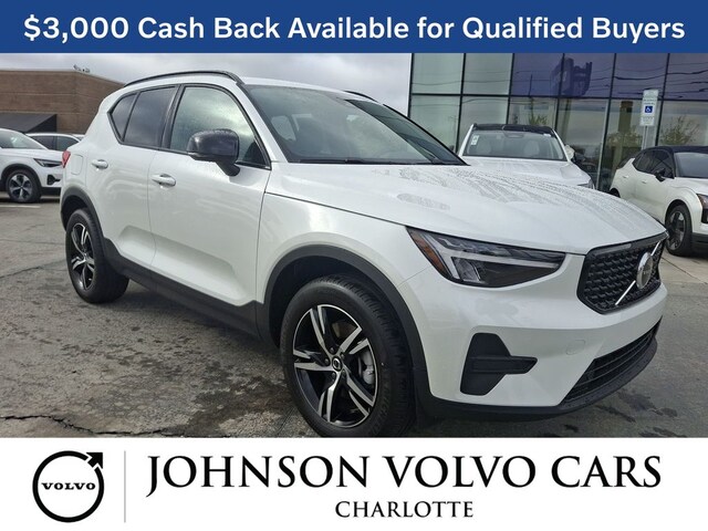 2026 Volvo XC40 B5 Core AWD SUV