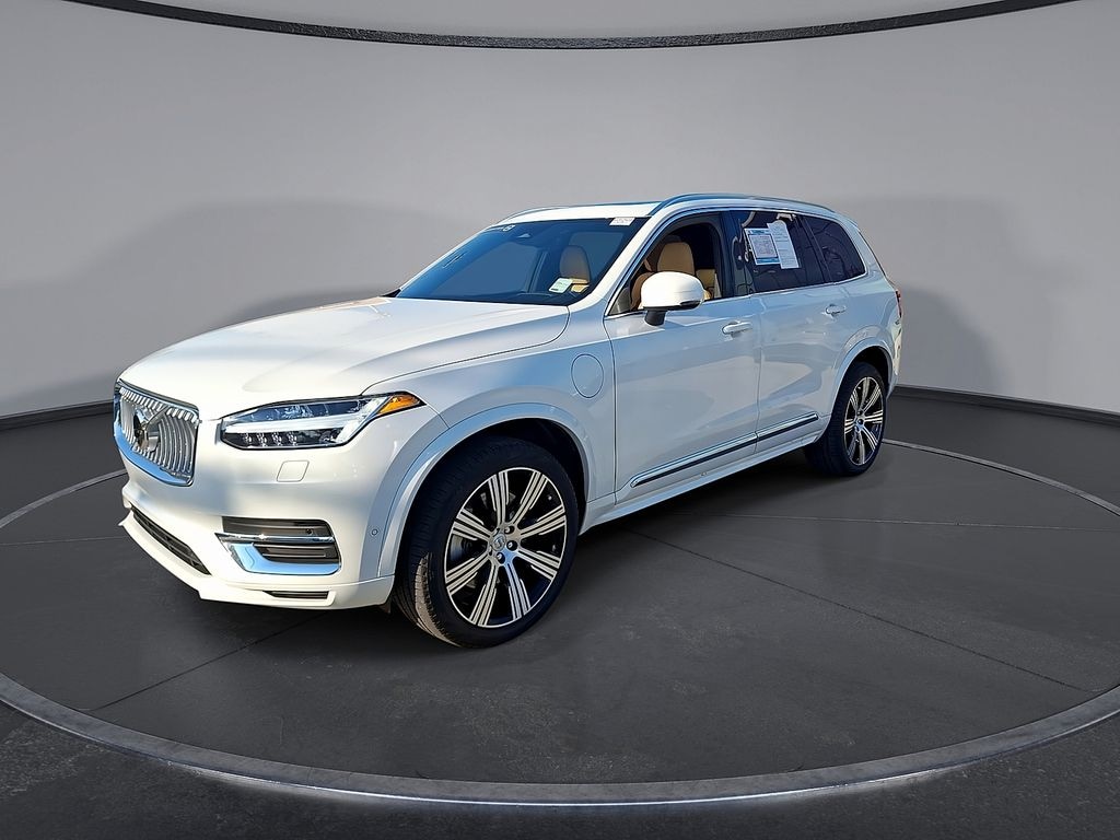 Certified 2025 Volvo XC90 plug-in hybrid T8 Ultra 7-Seater SUV