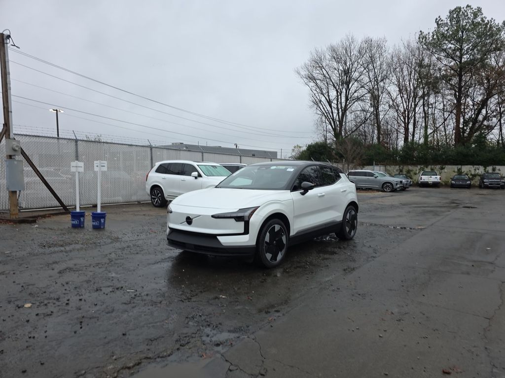 2025 Volvo EX30 Plus's photo