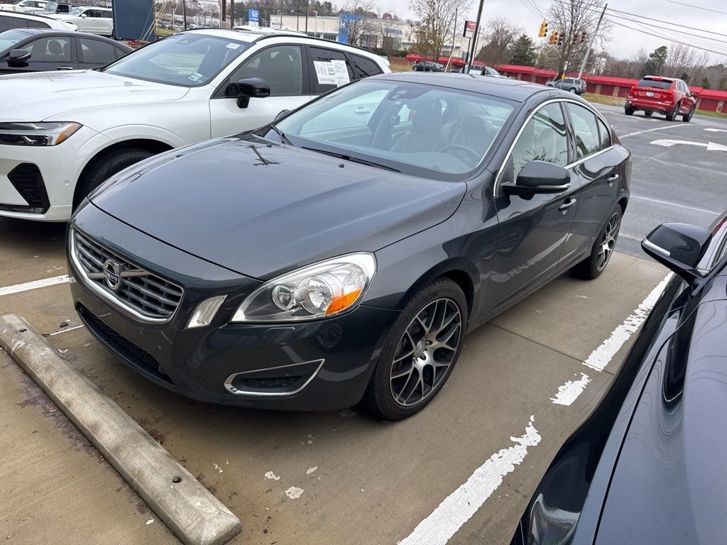 Used 2012 Volvo S60 T5 Sedan
