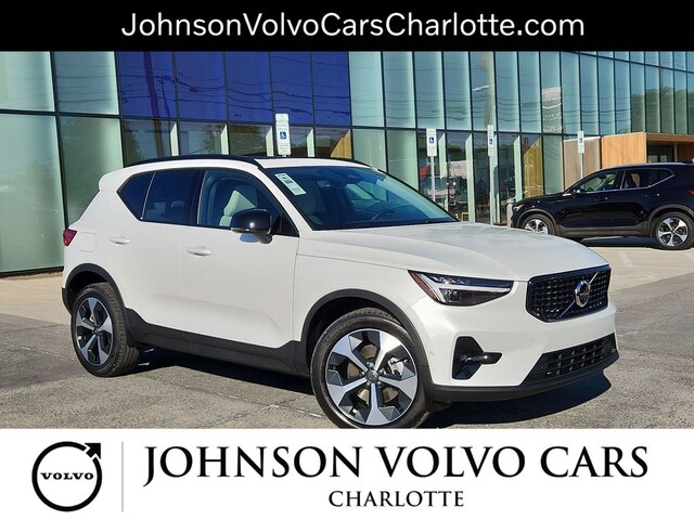 2026 Volvo XC40 B5 Plus AWD SUV