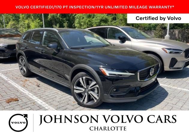 2025 Volvo V60 Cross Country