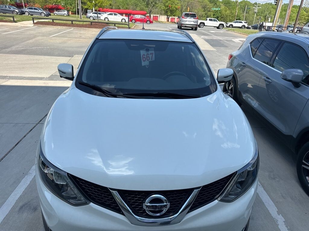 Used 2017 Nissan Rogue Sport SV SUV