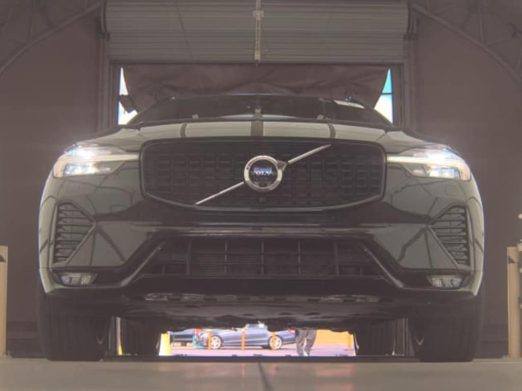 Used 2023 Volvo XC60 B5 AWD Core SUV