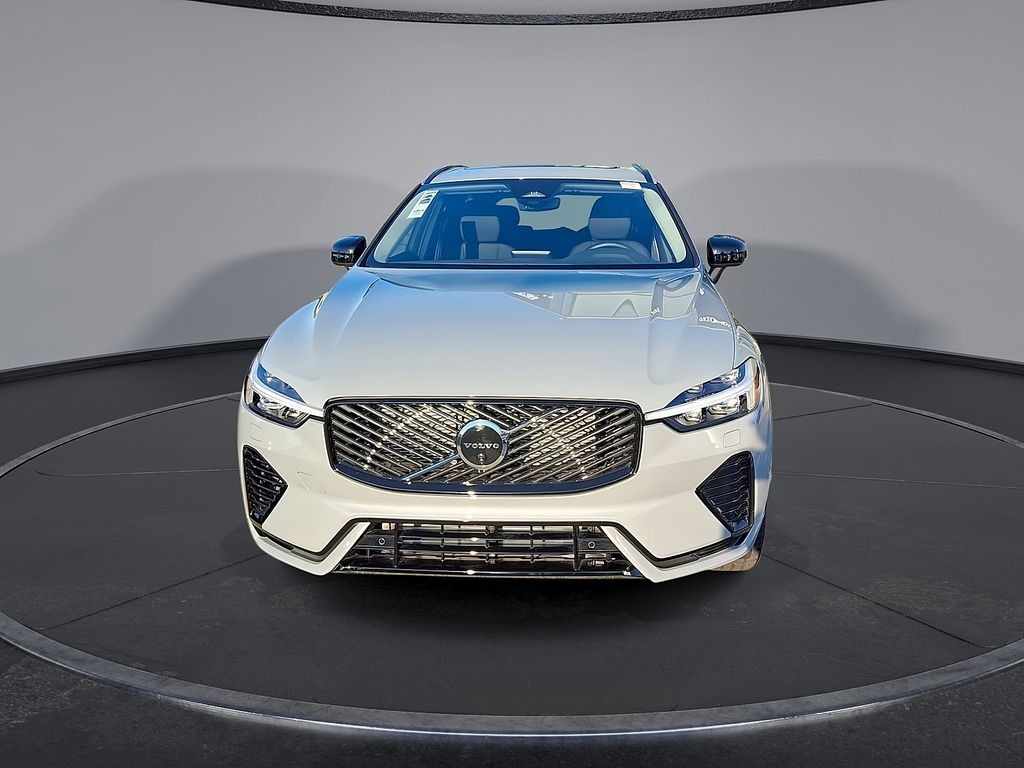 New 2026 Volvo XC60 plug-in hybrid T8 Plus SUV