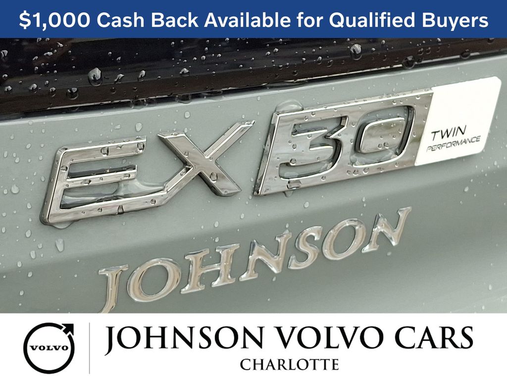 2025 Volvo EX30 Plus - Photo 11