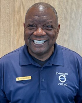 Staff member Frederick Gates from f829bfdba07e