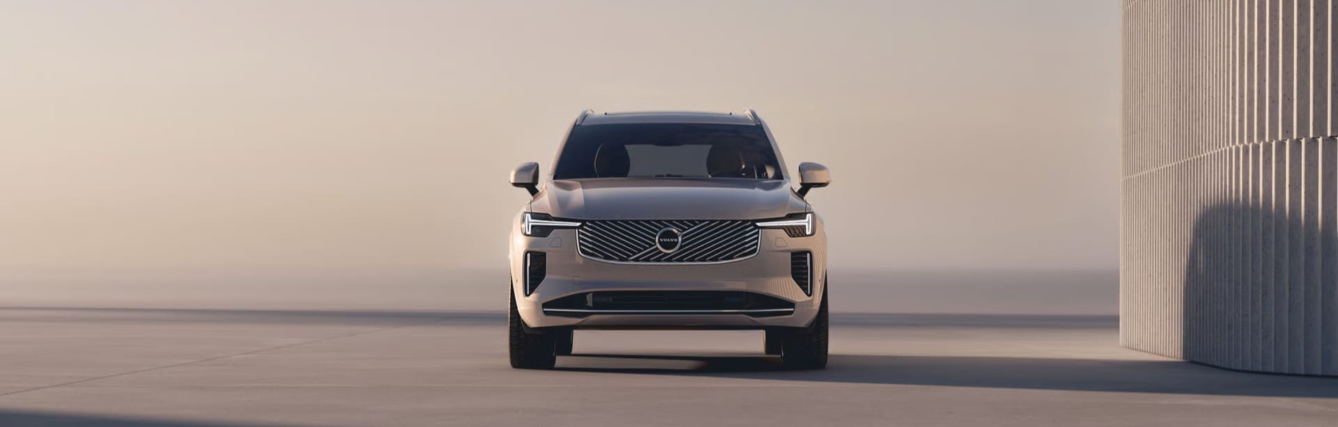 2026 Volvo XC90 plug-in hybrid