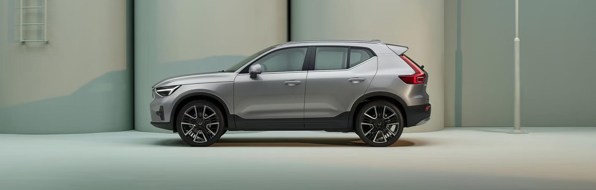 A Buyer's Guide for the 2025 Volvo XC40
