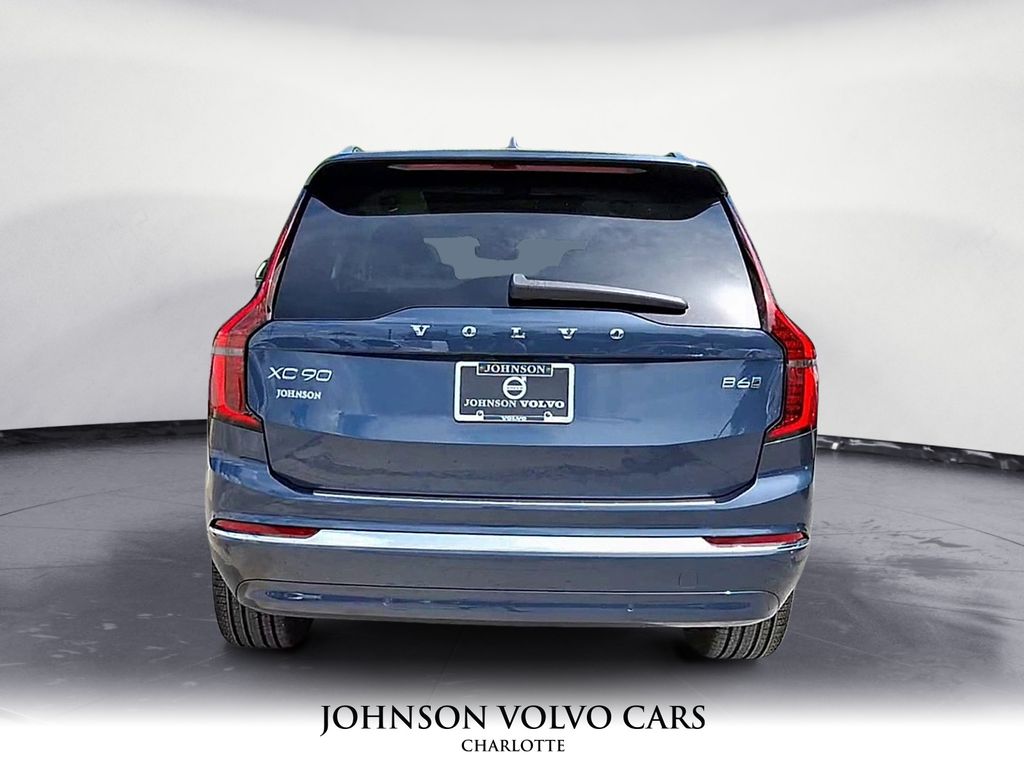 2026 Volvo XC90 photo 3