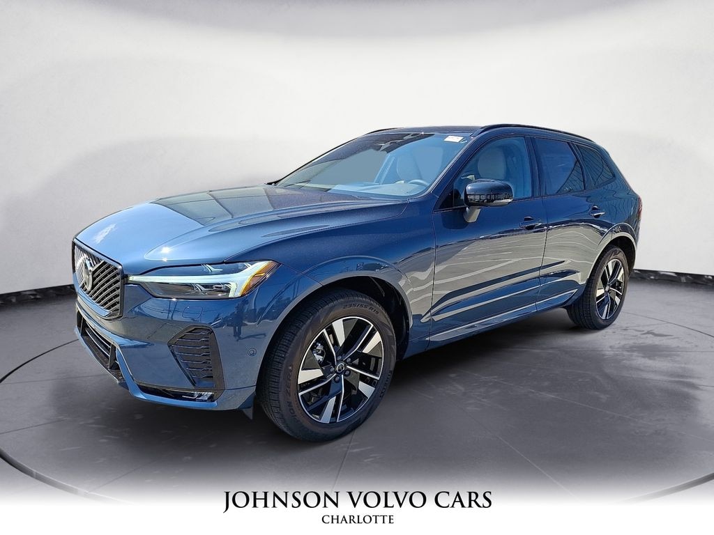 New 2026 Volvo XC40 B5 Ultra Black Edition SUV