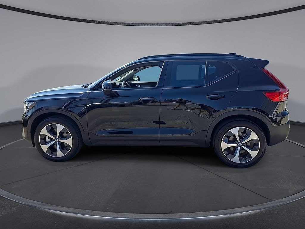 Certified 2026 Volvo XC40 B5 Plus SUV