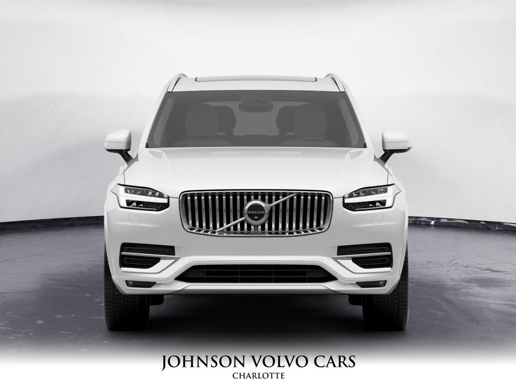 2024 Volvo XC90 Plus photo 2