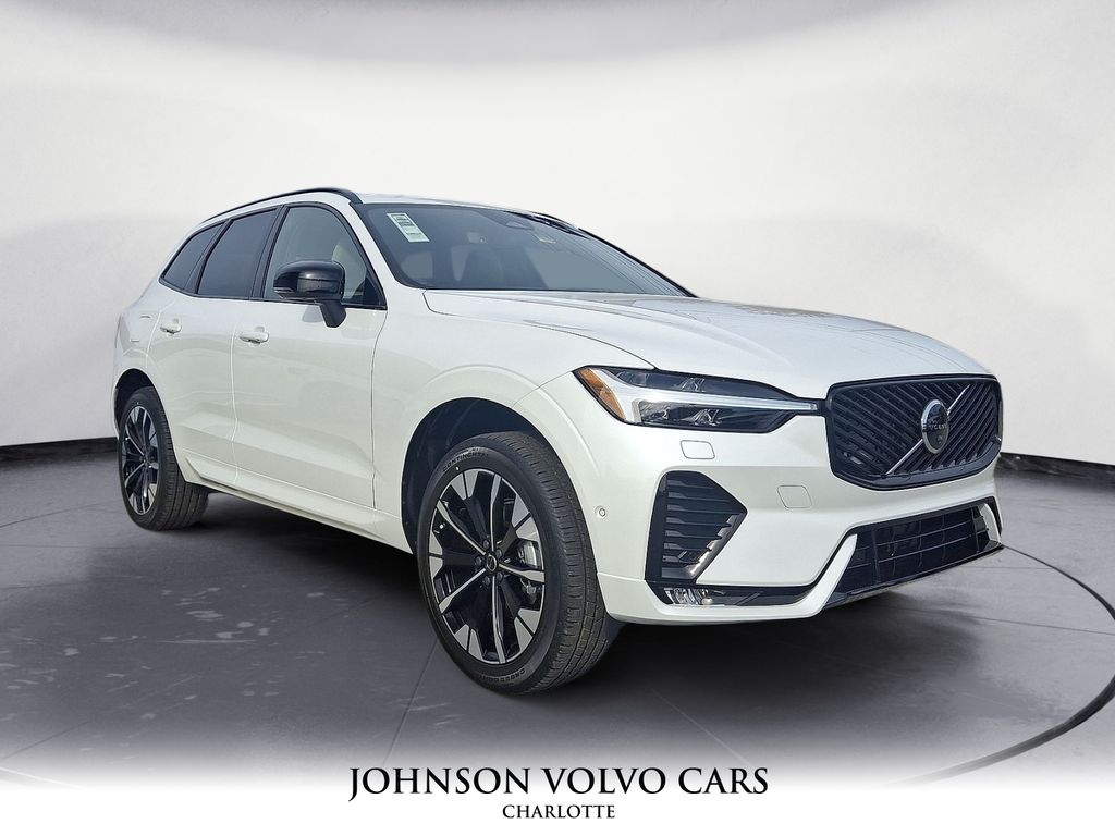 2026 Volvo XC60 Plus's photo