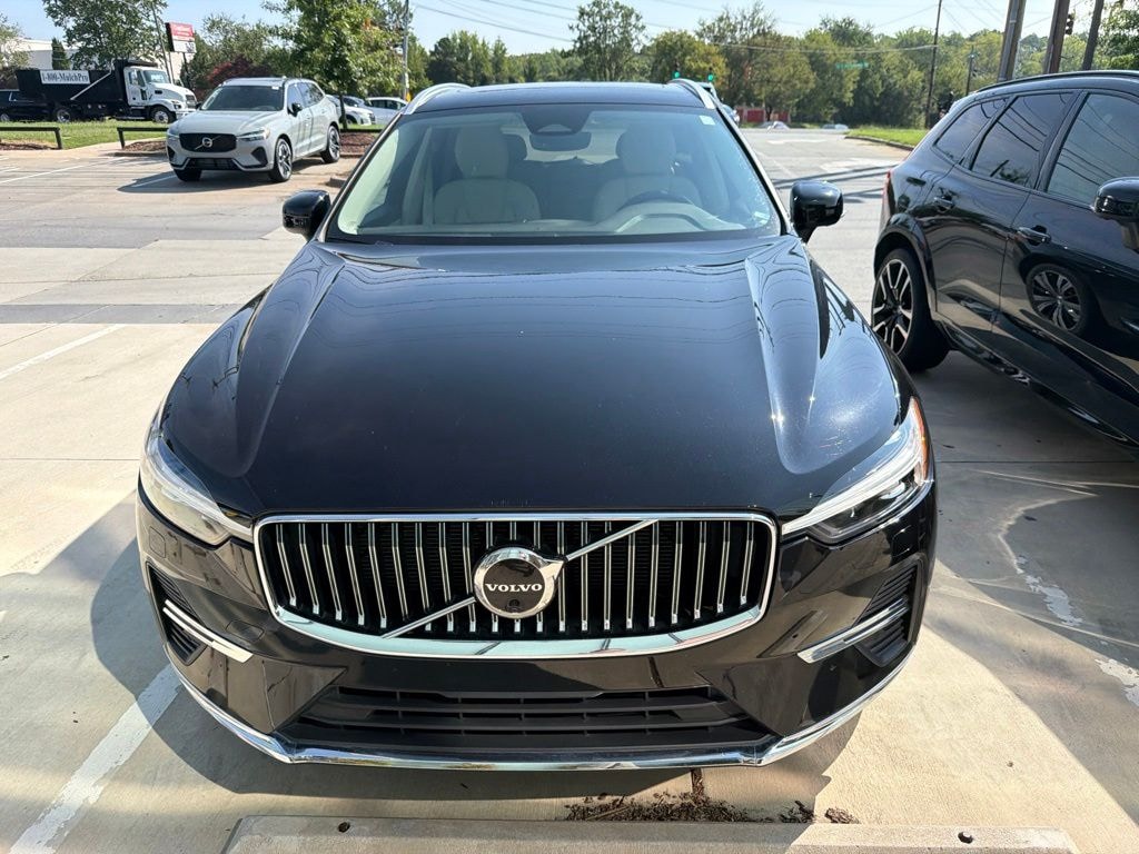 Used 2023 Volvo XC60 B5 AWD Plus Bright SUV