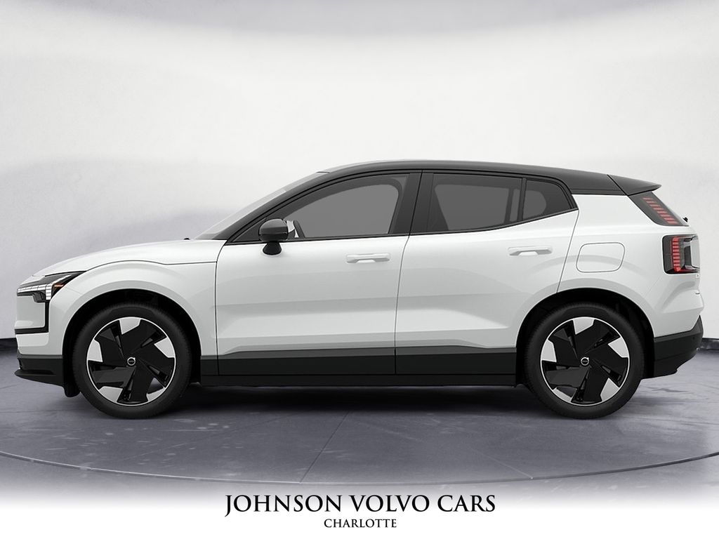 2025 Volvo EX30 Plus photo 3