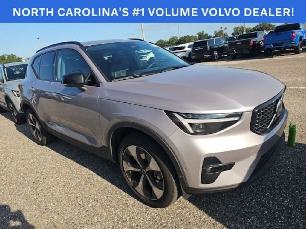 Used 2026 Volvo XC40 B5 Plus SUV